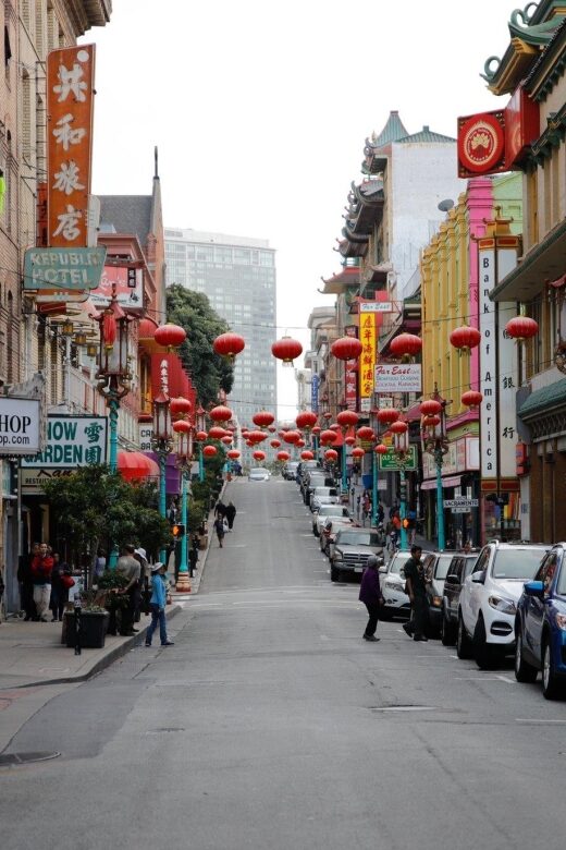 Top 10 Streets of SF, Chinatown & North Beach Highlights - Crossing the Dragon Gate in San Francisco Chinatown
