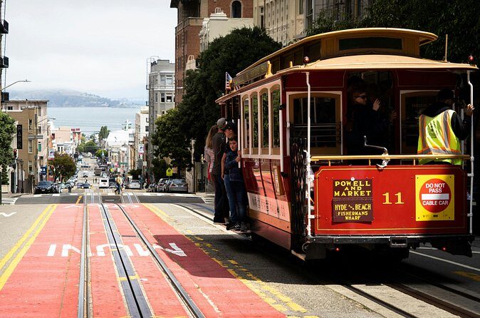 Track and Talk, San Francisco Cable Car Tour with Audio Guide - Nob Hill: Grace Cathedral and Early Fairmont Connections