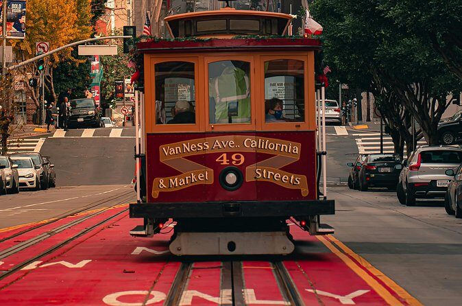 Track and Talk, San Francisco Cable Car Tour with Audio Guide - North Beach: Italian Quarter Snacks in a Tight 15 Minutes
