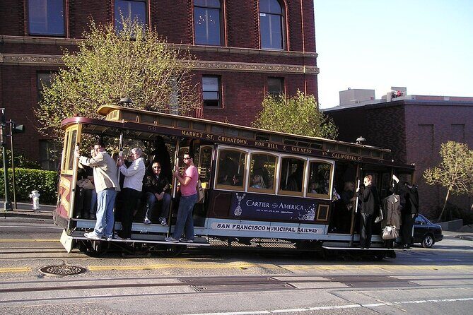 Track and Talk, San Francisco Cable Car Tour with Audio Guide - Union Square and Westin St. Francis: Downtown Views with Character