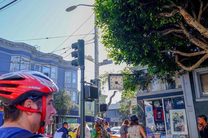 Ultimate Electric SF Bike Tour- food, icons & local hidden gems - Golden Gate Park’s big-name sights without museum overload