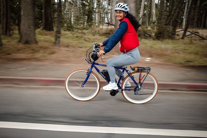 Ultimate Electric SF Bike Tour- food, icons & local hidden gems - Crissy Field: the beach and overlook finish
